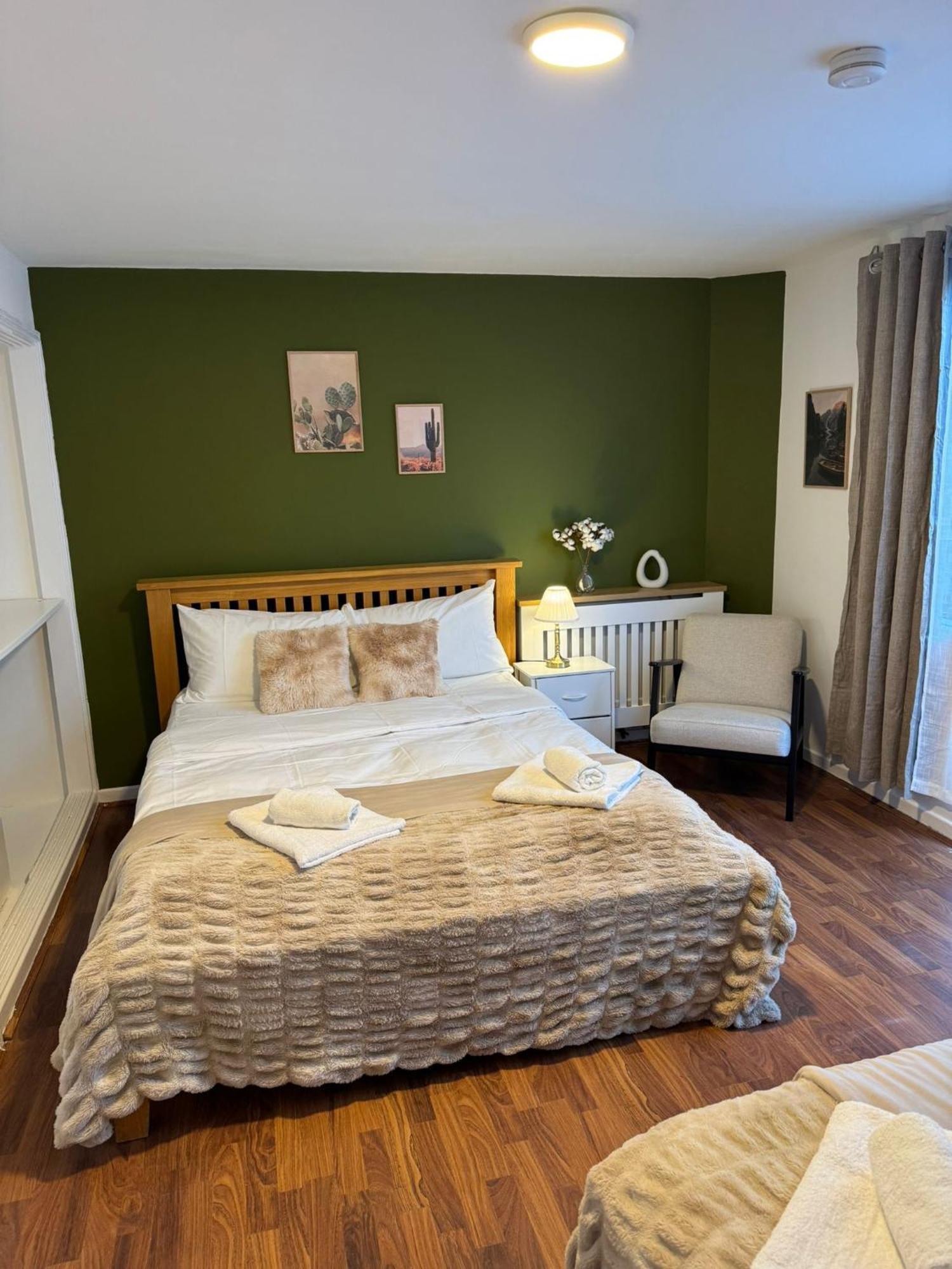 Beautiful Cosy House 4 Mins To Camden Town Station - 1 Min To Camden Market London